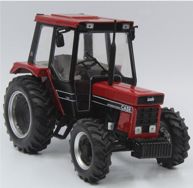 Tracteur IH 745S