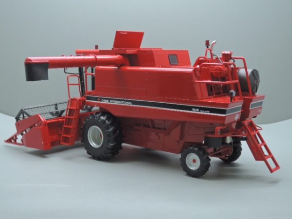 Case IH Axial